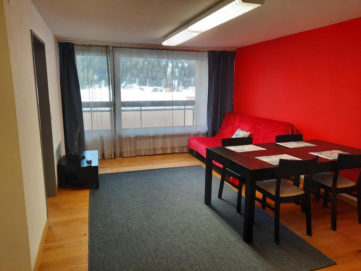 Holiday Accommodation - Swimming Pool Available Davos Zewnętrze zdjęcie