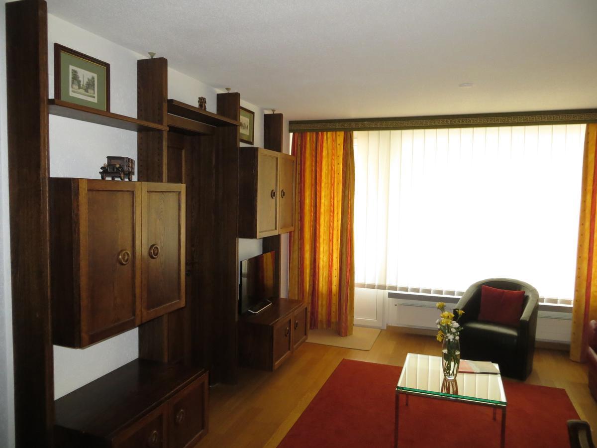 Holiday Accommodation - Swimming Pool Available Davos Zewnętrze zdjęcie